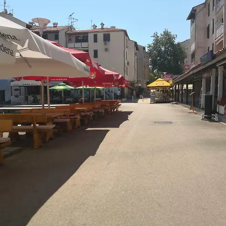 Stefani Lejlighed Poreč